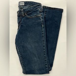 Levi’s Skinny denim jeans with design on pockets, lightly used, size 8